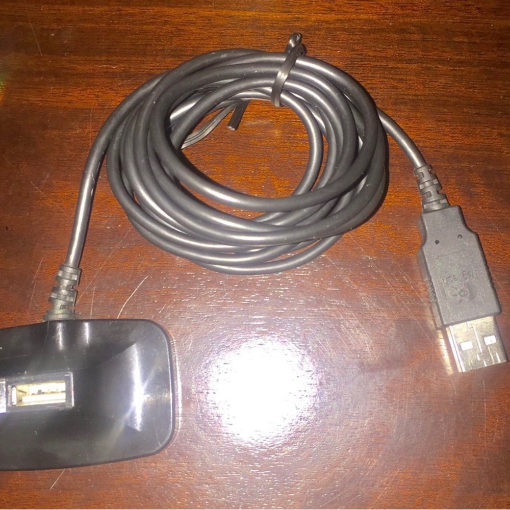 Logitech Powered Wireless Charging Stand